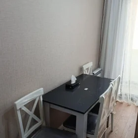 In Baku 90.0 m² apartment is for sale - Image 4