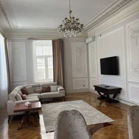 In Baku 155.0 m² apartment is for rent - Image 6