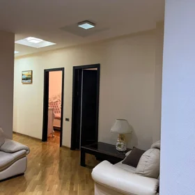 In Baku 130.0 m² apartment is for rent - Image 10