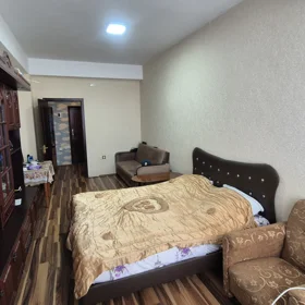 In Baku 70.0 m² apartment is for rent - Image 2