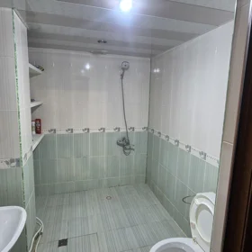 In Baku 70.0 m² apartment is for rent - Image 6