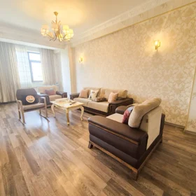 In Baku 90.0 m² apartment is for rent - Image 3