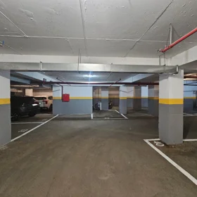 In Baku 1000.0 m² commercial is for sale - Image 9