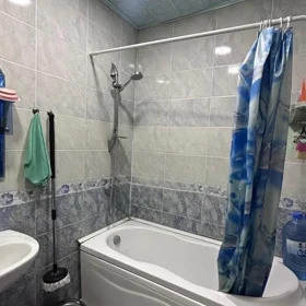 In Səbail rayonu 51.0 m² apartment is for sale - Image 2