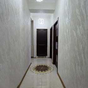 In Khirdalan 65.0 m² apartment is for sale - Image 3