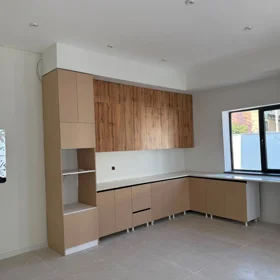 In nan 150.0 m² house with 5.0 rooms is for sale - Image 6