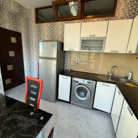 In Baku 70.0 m² apartment is for rent - Image 8