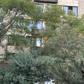 In Baku 67.0 m² apartment is for sale - Image 3