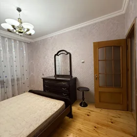 In Baku 75.0 m² apartment is for rent - Image 9