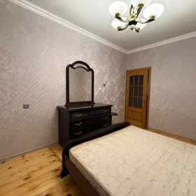In Baku 75.0 m² apartment is for rent - Image 10