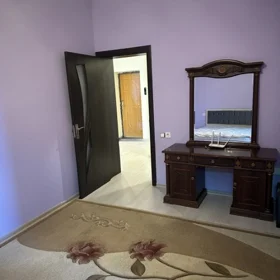 In Baku 120.0 m² apartment is for rent - Image 9