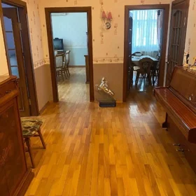 In Baku 100.0 m² apartment is for rent - Image 8