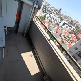 In Baku 80.0 m² apartment is for rent - Image 2