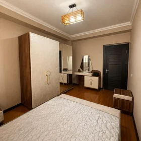 In Baku 80.0 m² apartment is for rent - Image 5