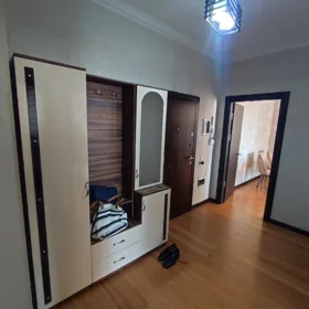 In Baku 80.0 m² apartment is for rent - Image 9
