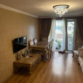In Baku 75.0 m² apartment is for rent - Image 3