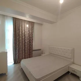 In Baku 65.0 m² apartment is for rent - Image 2