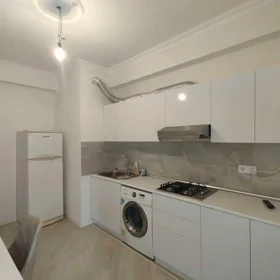 In Baku 65.0 m² apartment is for rent - Image 6