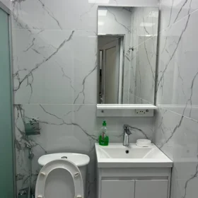 In Baku 65.0 m² apartment is for rent - Image 10
