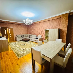 In Baku 130.0 m² apartment is for rent - Image 3