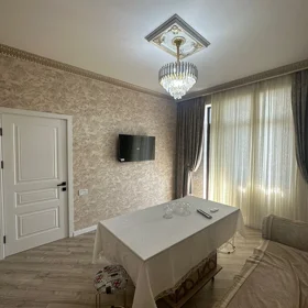 In Baku 70.0 m² apartment is for rent - Image 3