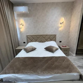 In Baku 140.0 m² apartment is for rent - Image 3