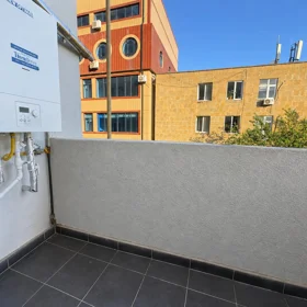 In Baku 90.0 m² apartment is for sale - Image 10