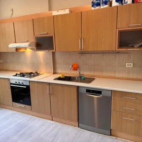 In Baku 75.0 m² apartment is for rent - Image 9