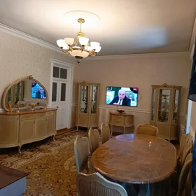 In Binəqədi rayonu 120.0 m² house with 3.0 rooms is for rent - Image 2
