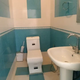In Binəqədi rayonu 120.0 m² house with 3.0 rooms is for rent - Image 6