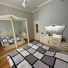 In Khirdalan 85.0 m² apartment is for rent - Image 5