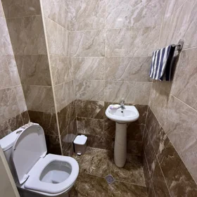 In Khirdalan 85.0 m² apartment is for rent - Image 10