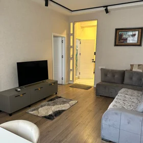 In Baku 60.0 m² apartment is for rent - Image 3