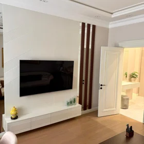 In Baku 90.0 m² apartment is for rent - Image 3