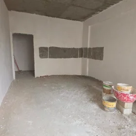 In Baku 74.0 m² apartment is for sale - Image 4