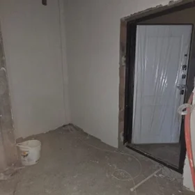 In Baku 74.0 m² apartment is for sale - Image 7