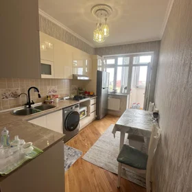 In Baku 86.0 m² apartment is for sale - Image 5