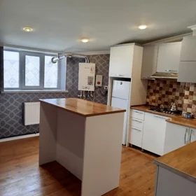 In Baku 60.0 m² apartment is for sale - Image 3