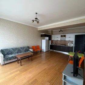 In Baku 60.0 m² apartment is for rent - Image 2