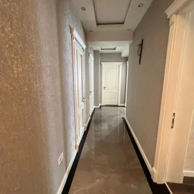 In Baku 147.0 m² apartment is for sale - Image 2
