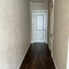 In Baku 147.0 m² apartment is for sale - Image 8