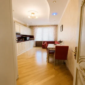 In Baku 171.0 m² apartment is for sale - Image 4