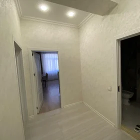 In Khirdalan 65.0 m² apartment is for rent - Image 9