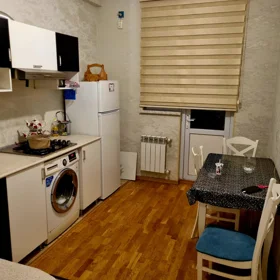 In Khirdalan 65.0 m² apartment is for rent - Image 3