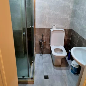 In Khirdalan 65.0 m² apartment is for rent - Image 5