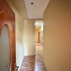 In Baku 188.0 m² apartment is for rent - Image 3