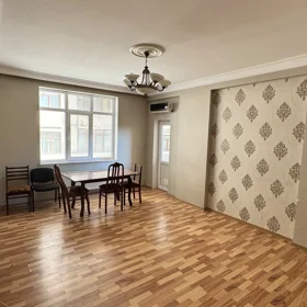 In Baku 188.0 m² apartment is for rent - Image 4