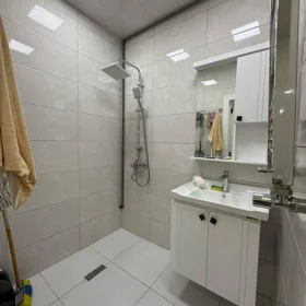 In Sumgayit 55.0 m² apartment is for sale - Image 8