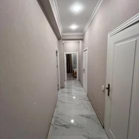 In Khirdalan 110.0 m² apartment is for rent - Image 10