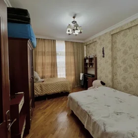 In Baku 120.0 m² apartment is for sale - Image 2